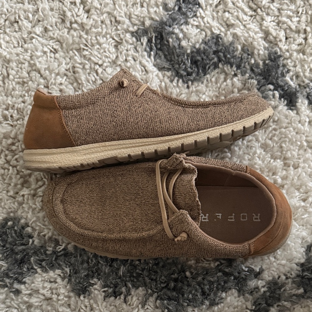 Roper Men's Brown Slip-On Loafers